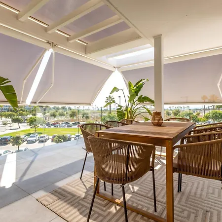 Daire Costa Ballena Deluxe Seafront By Valcambre *